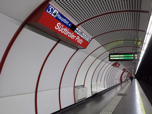 U1 Südtiroler Platz/Hbf