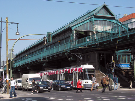 U-Bahnhof Eberswalder Straße U2