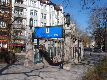 U-Bahnhof Viktoria-Luise-Platz 