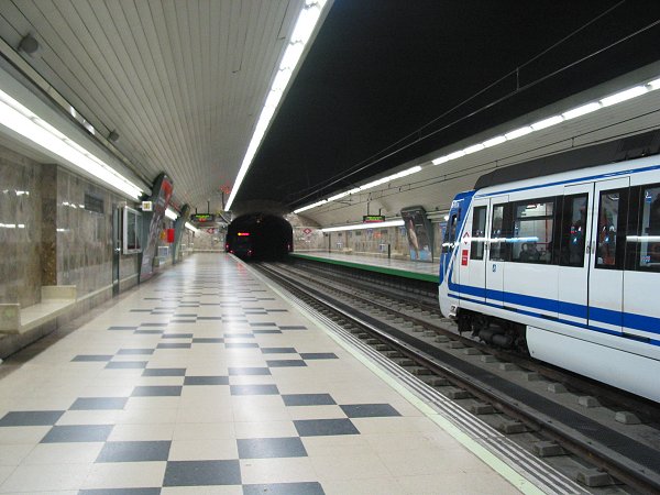 Metro Madrid L9