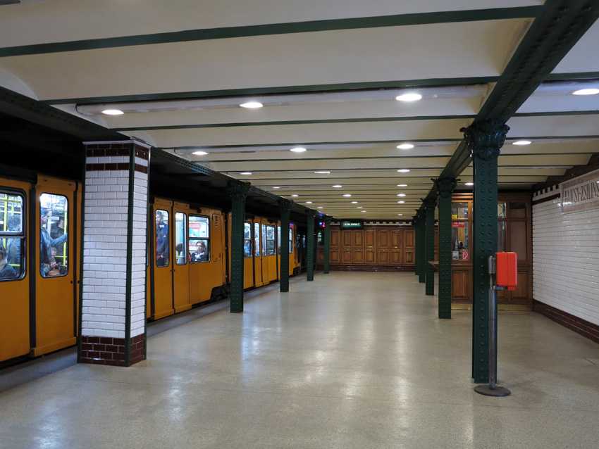 Budapest Metro Földalatti